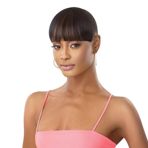 Outre Pretty Quick Clip-On Bang Classic Blunt Bang Find Your New Look Today!